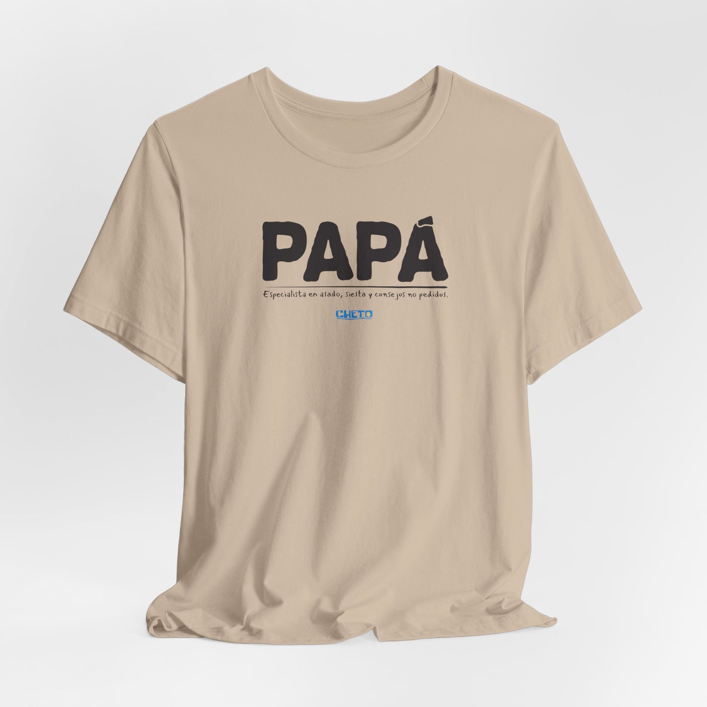 Papá: Especialista en asado, siesta y consejos no pedidos - Unisex Jersey Tee