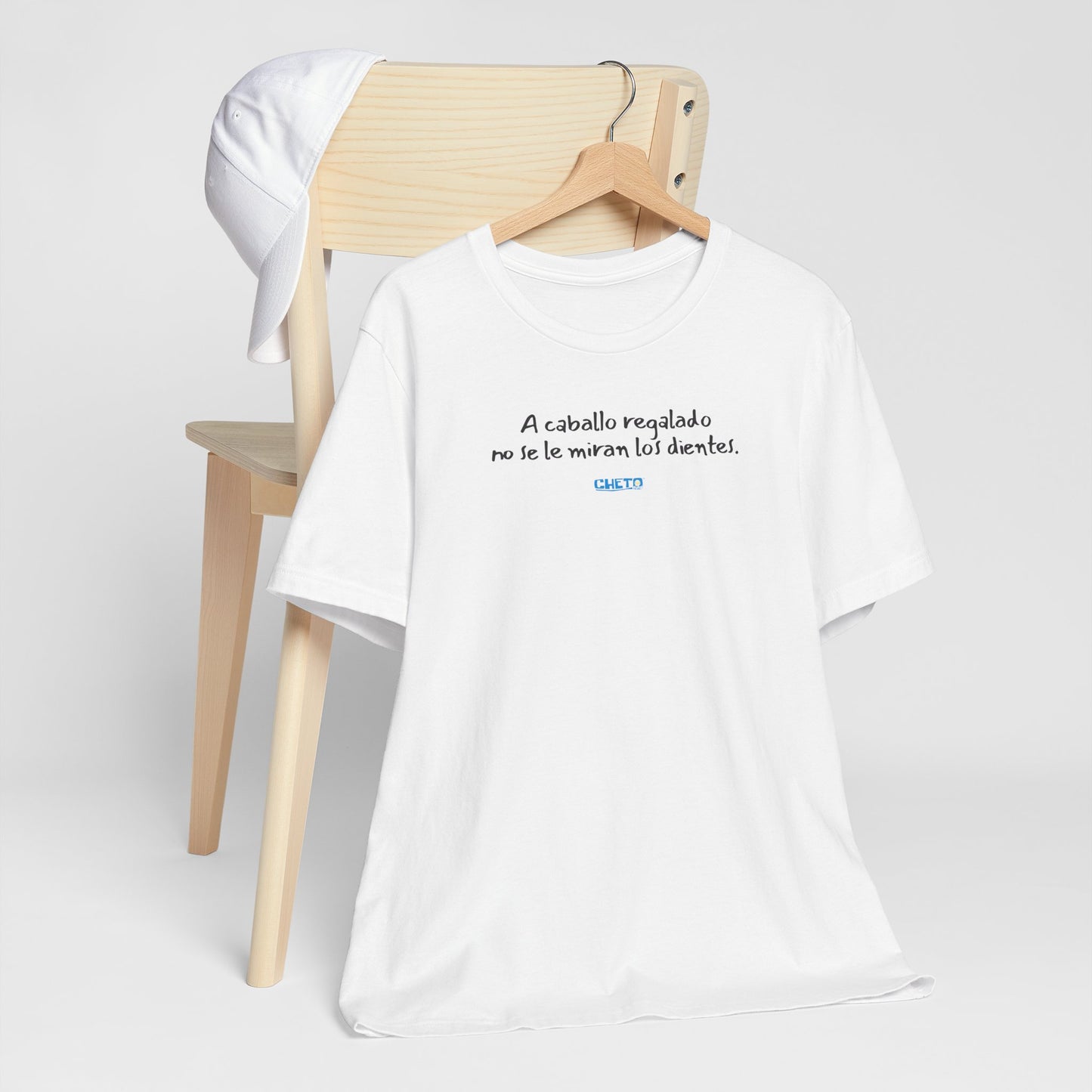 A caballo regalado no se le miran los dientes - Unisex Jersey Tee