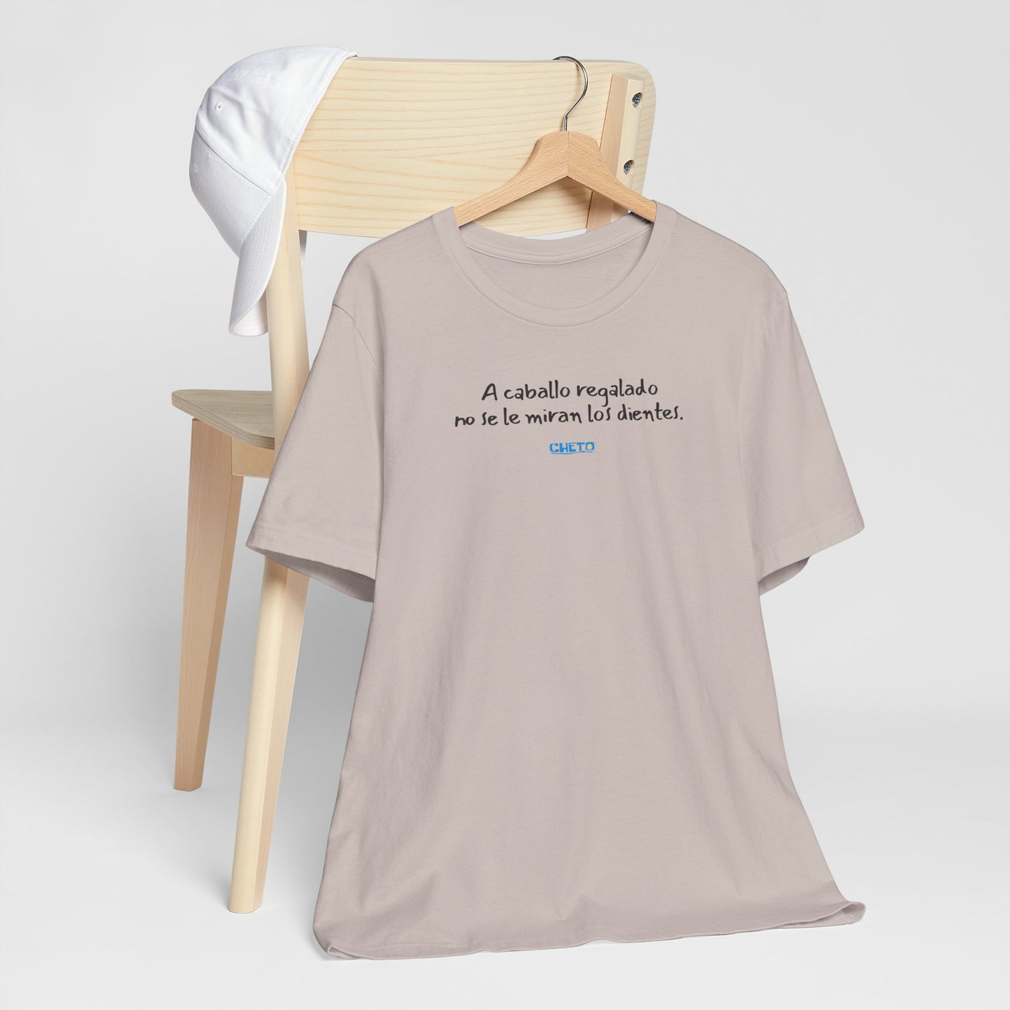 A caballo regalado no se le miran los dientes - Unisex Jersey Tee