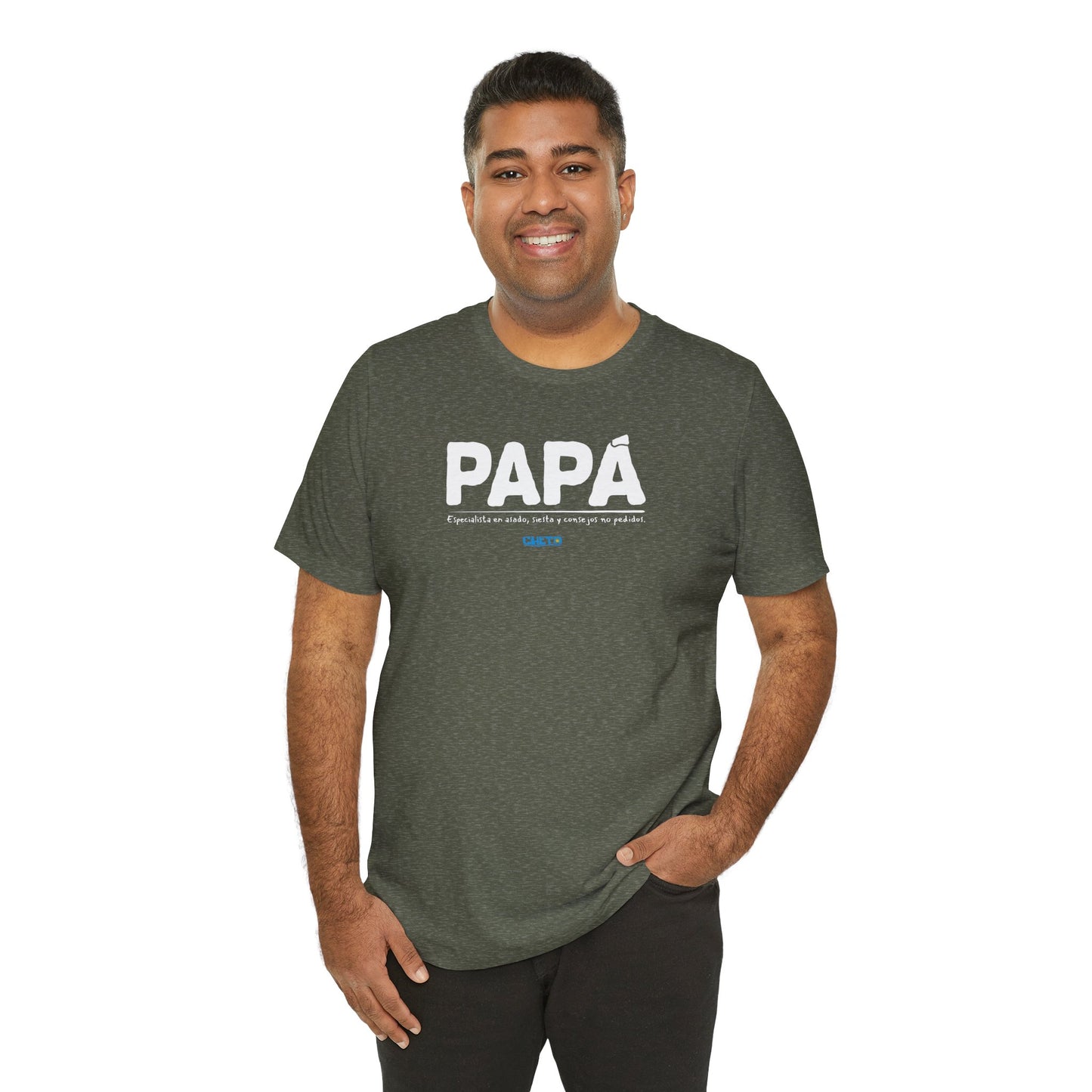 Papá: Especialista en asado, siesta y consejos no pedidos - Unisex Jersey Tee